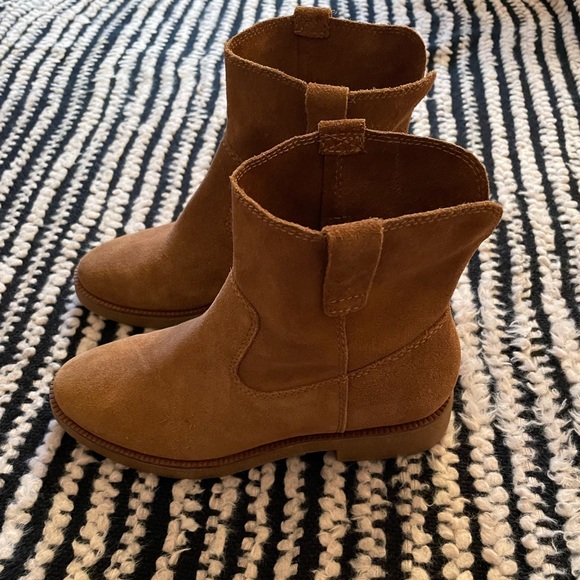 boots - Picture 1 of 4